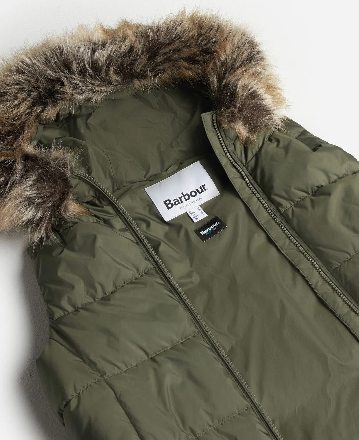 Barbour Midhurst Quilted Gilet Deep Olive - Image 3
