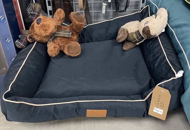 Beddies Waterproof Dog Lounger Navy-Cream - Image 3