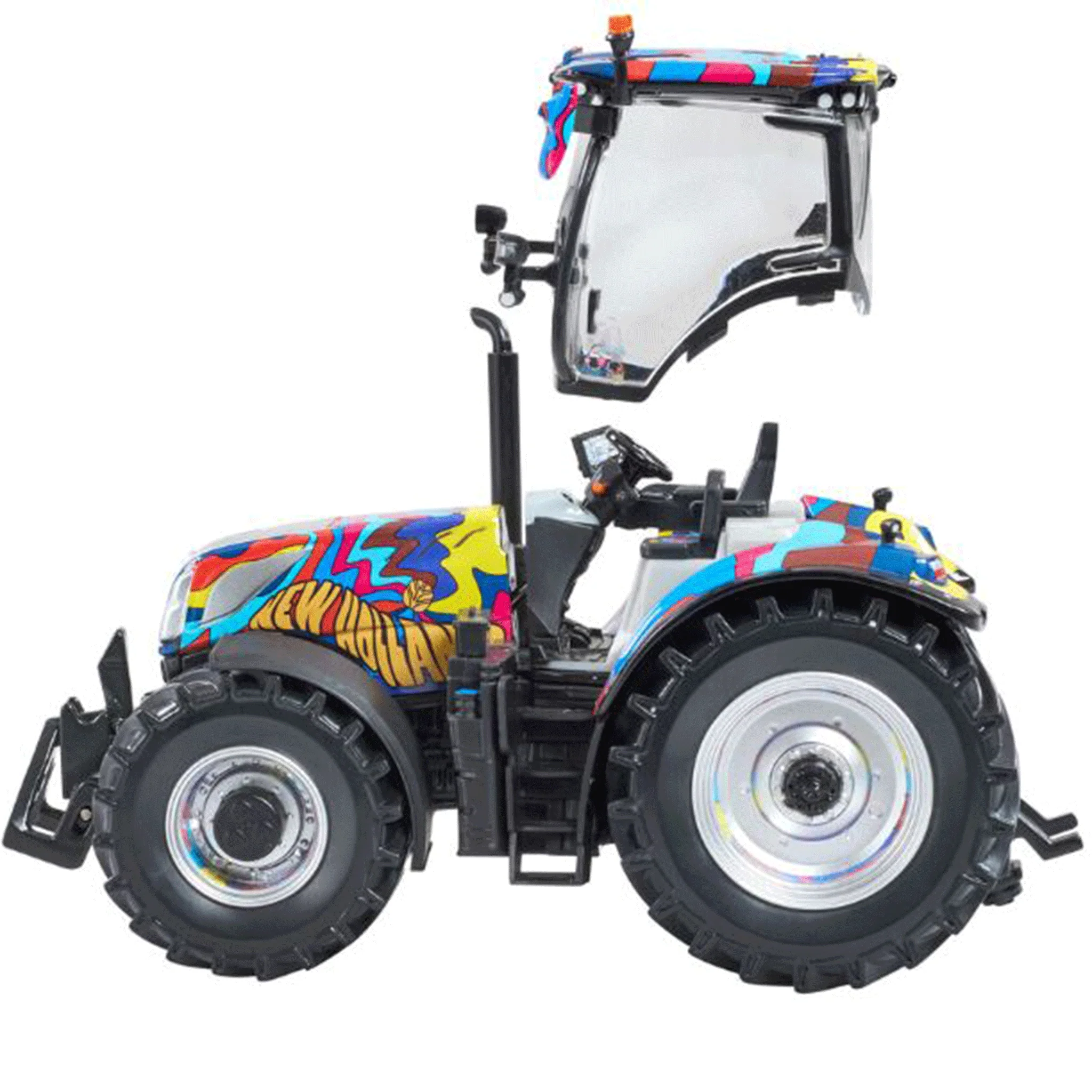 Britains New Holland T7.300 60th Anniversary Tractor 1:32 Scale - Image 2