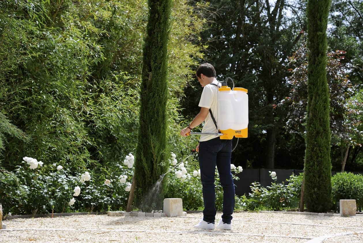 Hozelock 4716 Pulsar Plus Knapsack Pressure Sprayer 16L - Image 2