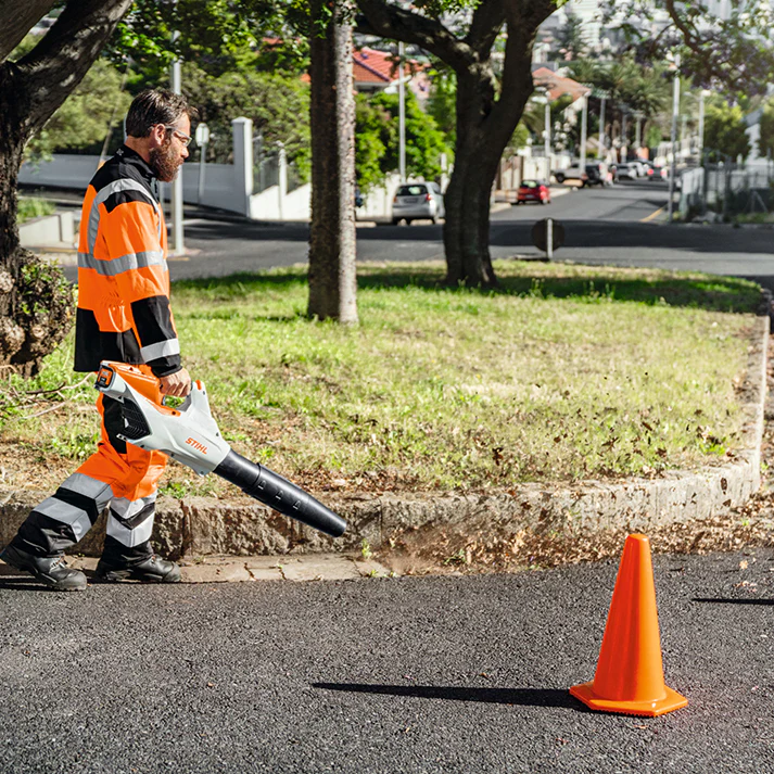 Stihl BGA 86 Cordless Blower - Image 3