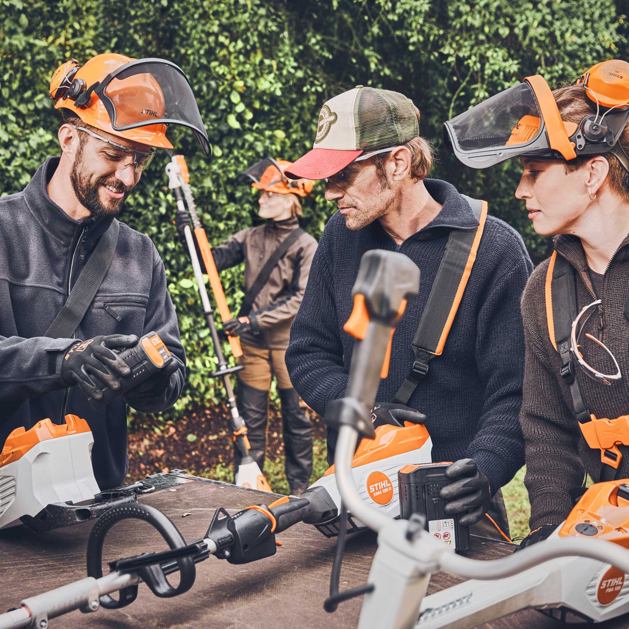 Stihl HTA 66 Cordless Pole Pruner - Image 9