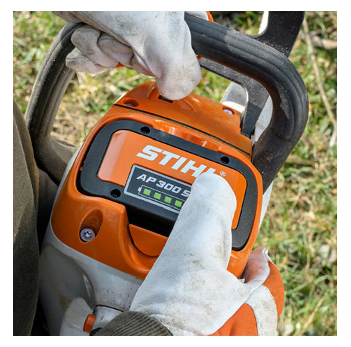 Stihl MSA220 C-B Cordless Chainsaw (Shell only) - Image 3