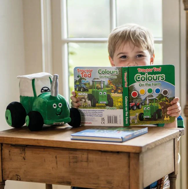 Tractor Ted First Colours Story Board Book - Image 4